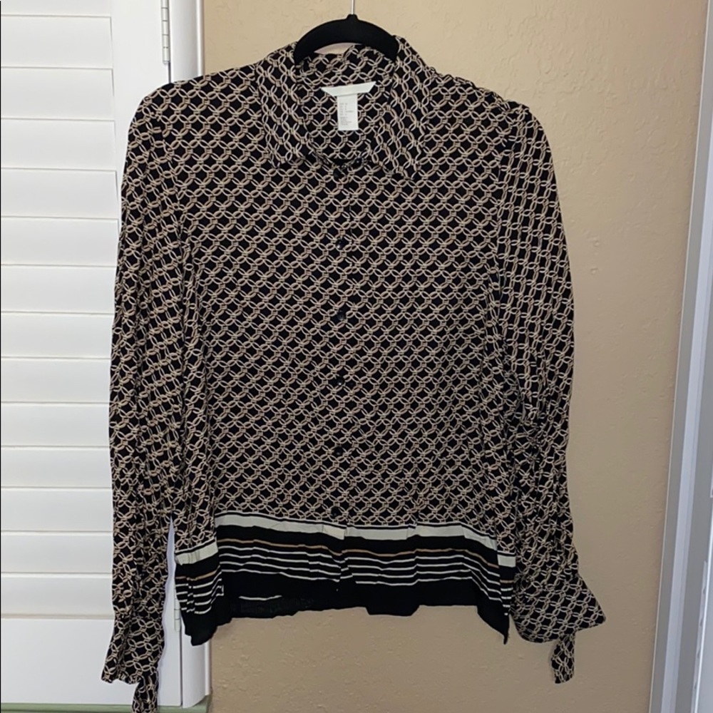 Lightweight Chain Blouse with Striping